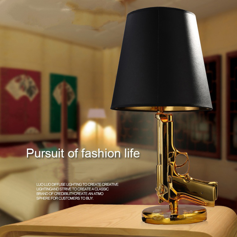 Pozłacana lampa biurkowa z pis – Floor Lamp Arched recenzja i cena